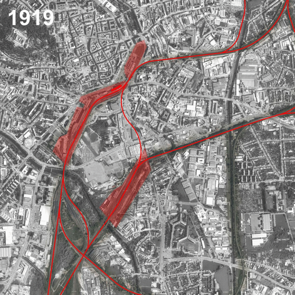 Vývoj brněnského železničního uzlu mezi roky 1839 a 1919 (kliknutím na obrázek otevřete animovanou verzi)